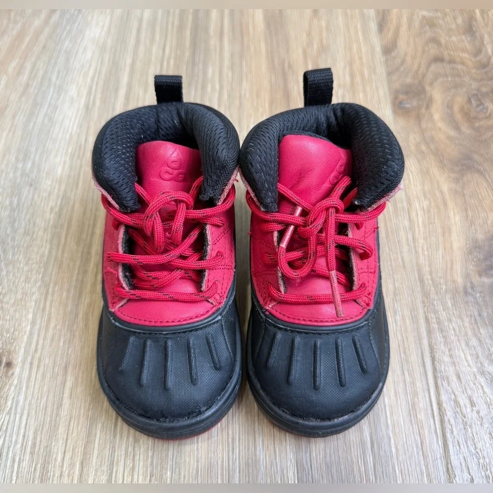 Nike Toddler Duck Boots Red Black Waterproof Winter Boots Size 6C